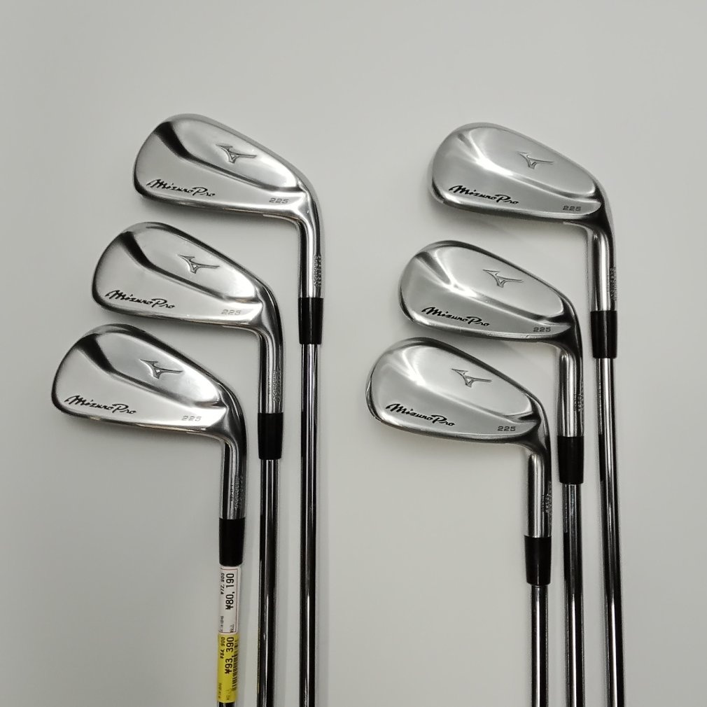 Mizuno Pro 225 S200 Dynamic Gold 95