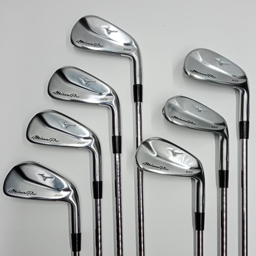 Mizuno Pro 225 S200 Dynamic Gold 95