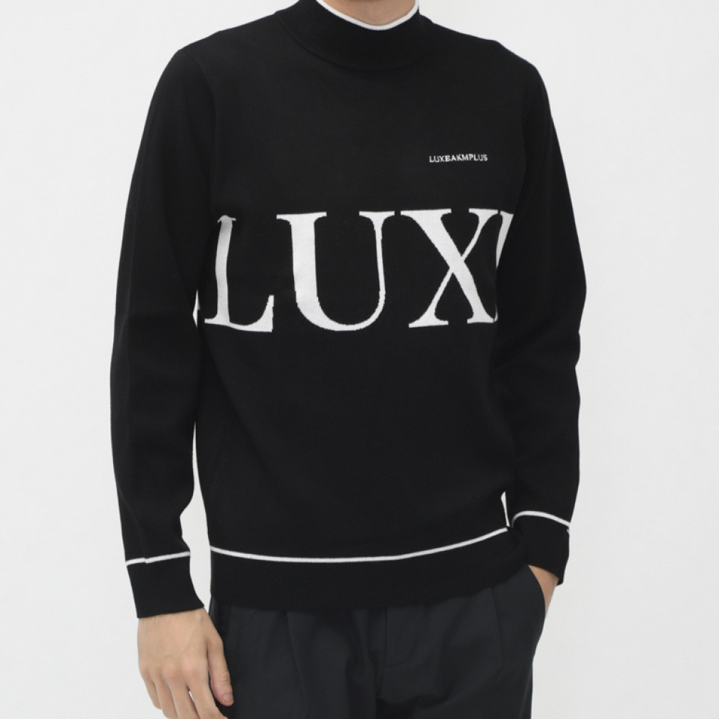 NXGCPCGvX StEFA Z[^[ H ~ BIG LOGO MOCK NECK KNIT (LAK-24052) Y LUXE AKM PLUS