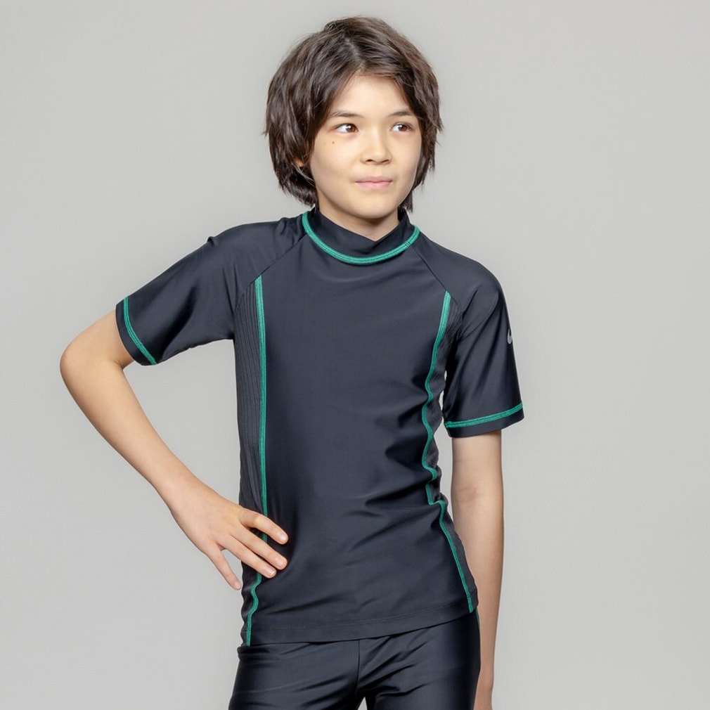 SS26 ボーイズ半袖ラッシュガード(グリーン×ブラック-130cm)