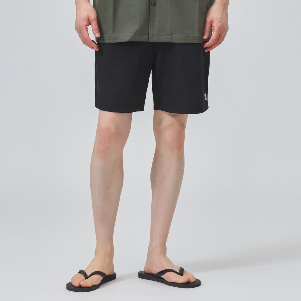 �n�[���[ �����Y �}���� �{�[�h�V���[�c ONE AND ONLY SOLID VOLLEY 18 MBS07916 Hurley