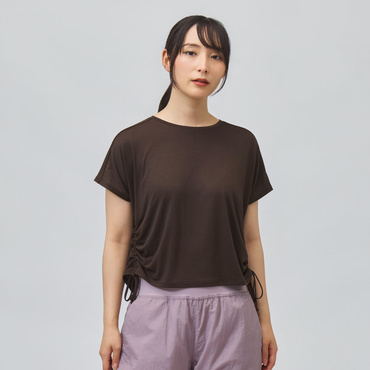 裾絞りクロップド半袖Tシャツ