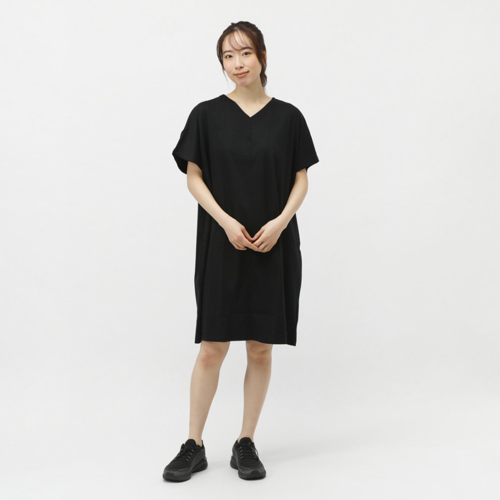フィットネス UVシルキーコットンお着換えワンピース(ブラック-S　レディス)