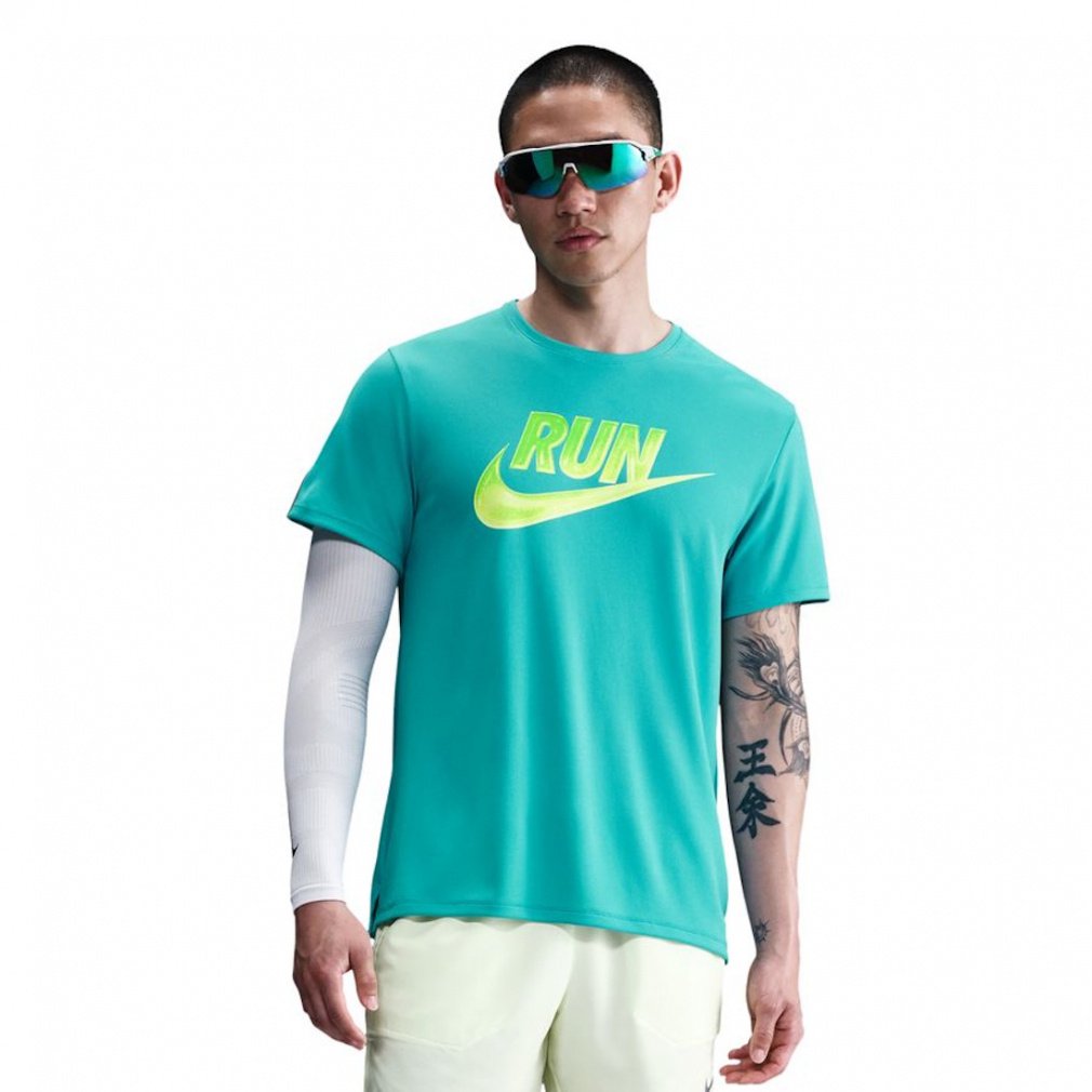 iCL Y /jO TVc }C[  GiW[ Dri-FIT V[gX[u jOgbv HJ3565 NIKE