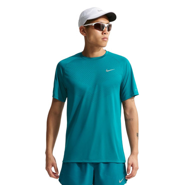 ストライド Dri-FIT ADV ショートスリーブ ランニングトップ