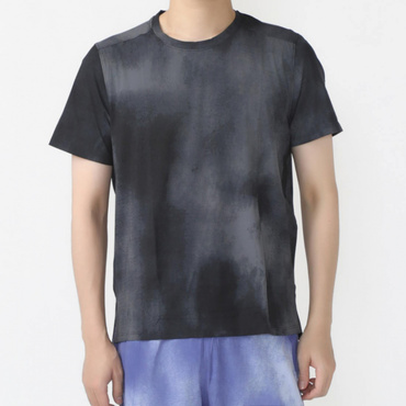 UAローンチ エリート ウォッシュ ショートスリーブTシャツ