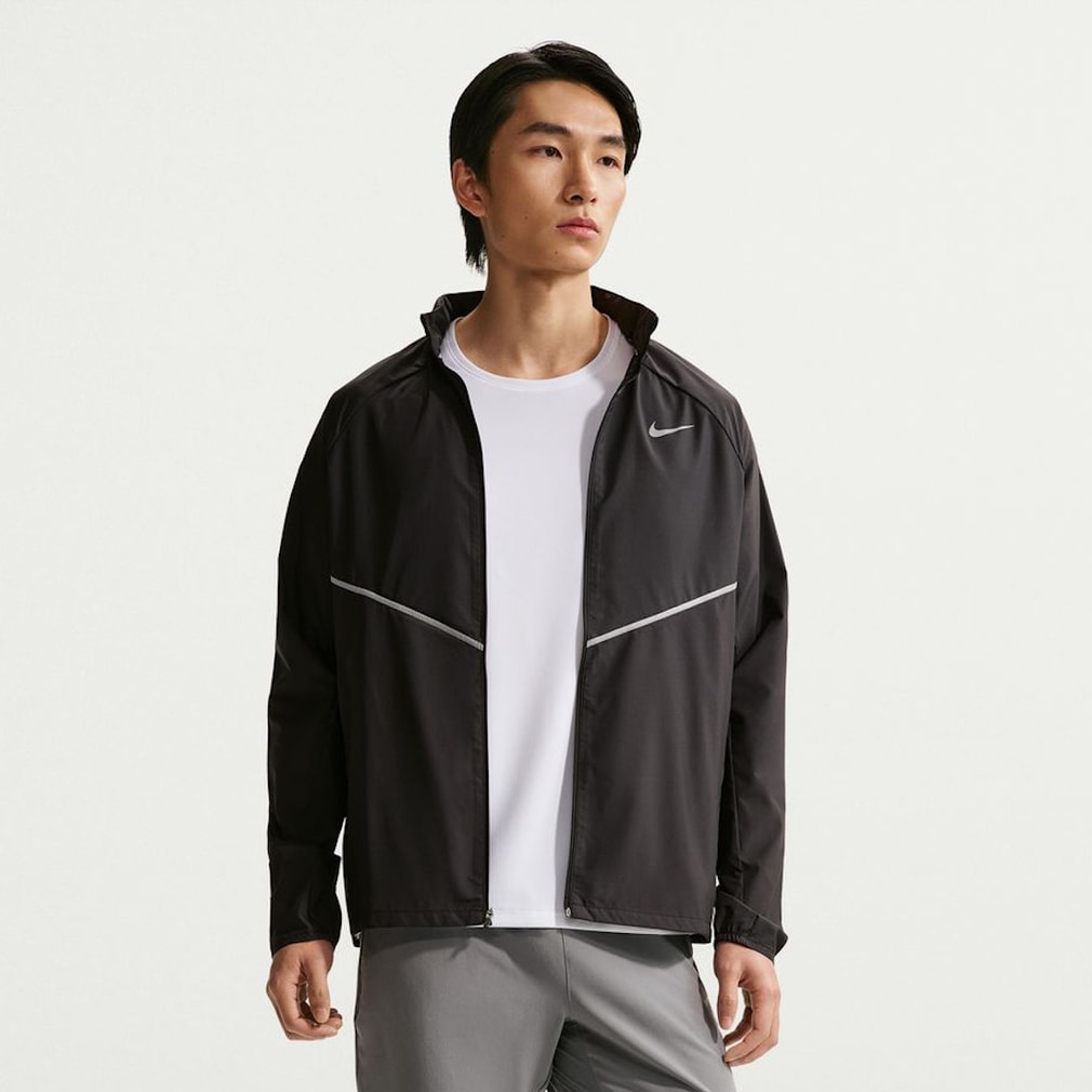 No.588 NIKE ナイキ ウインドブレーカー【Sサイズ】 ナイキ メンズ 陸上/ランニング ウインドブレーカー マイラー レペル