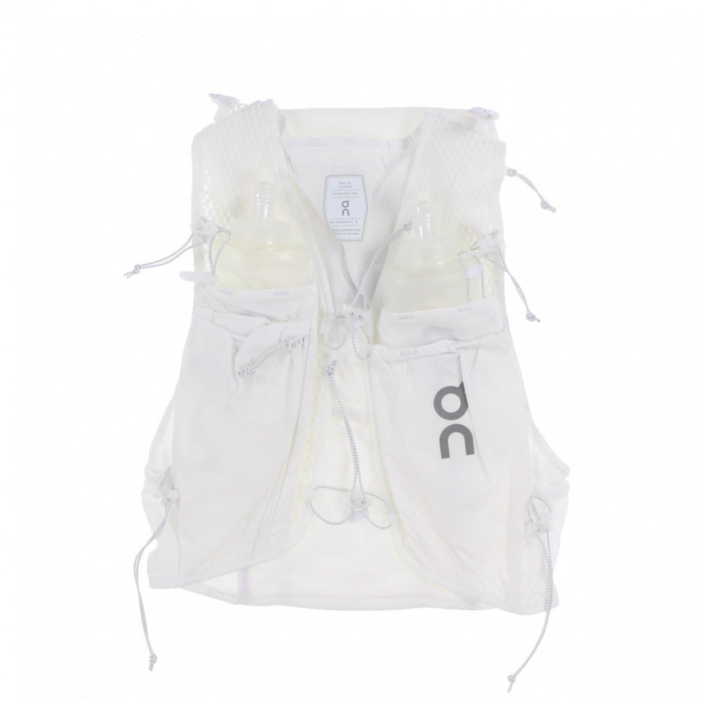 オン 陸上/ランニング バックパック Ultra Vest Pro ウルトラ ベスト
