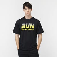 BEAMS DESIGN ランニンググラフィックTシャツ