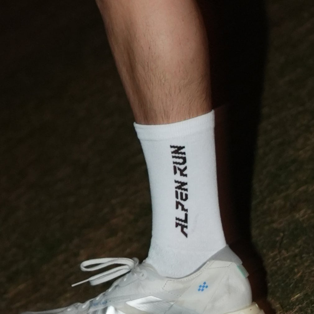 RUNNING SOCKS MIDDLE LENGTH ALPEN RUN(ホワイト-S)