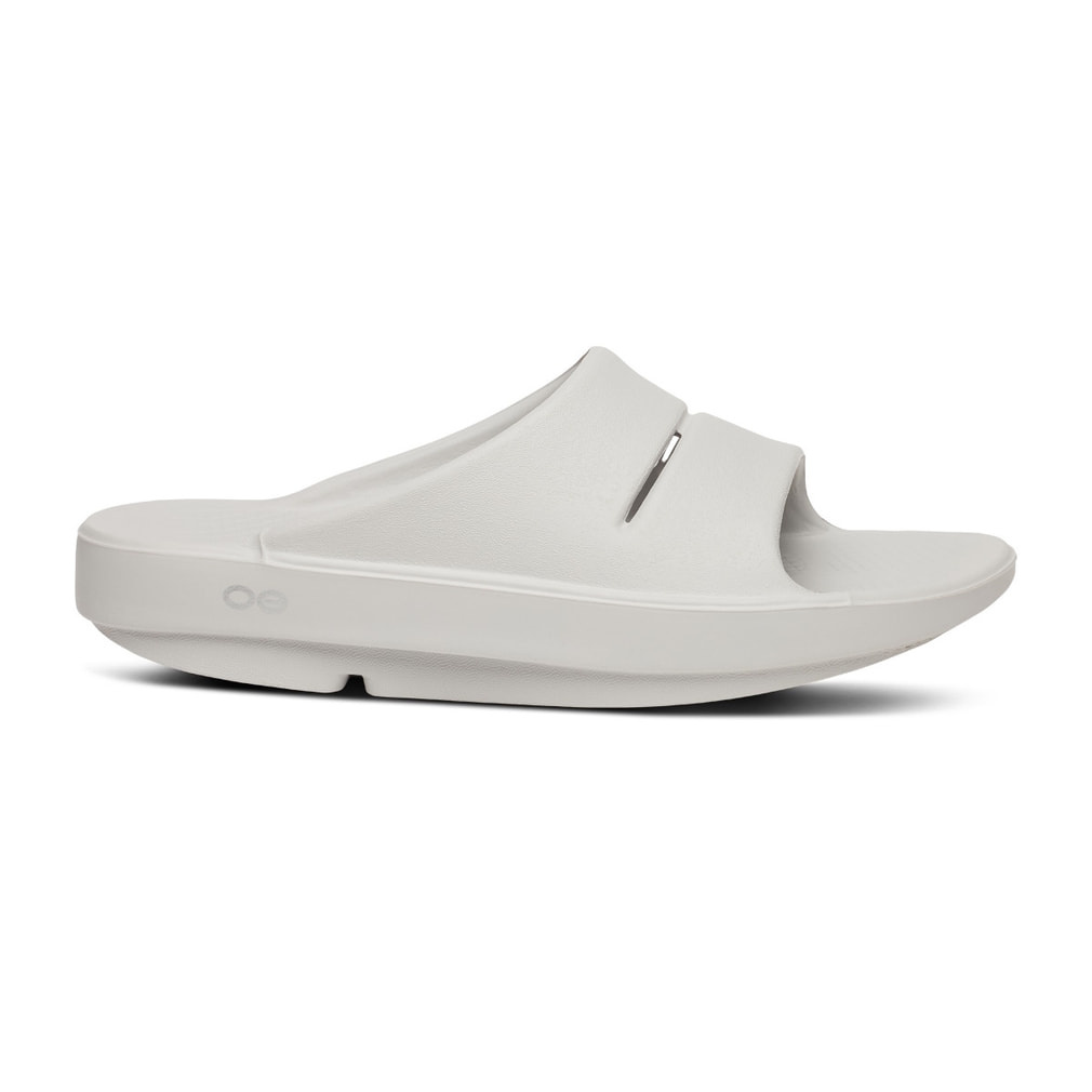 �E�[�t�H�X OOahh Moonstone 0020204261 �X�|�[�c�T���_�� : �g�b�v�O���[ OOFOS