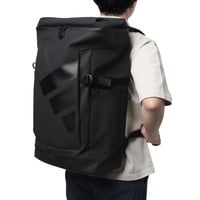 スクエア バックパック