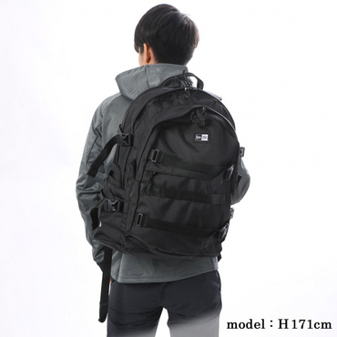 ニューエラ NEW ERA バッグ Carrier Pack ブラック