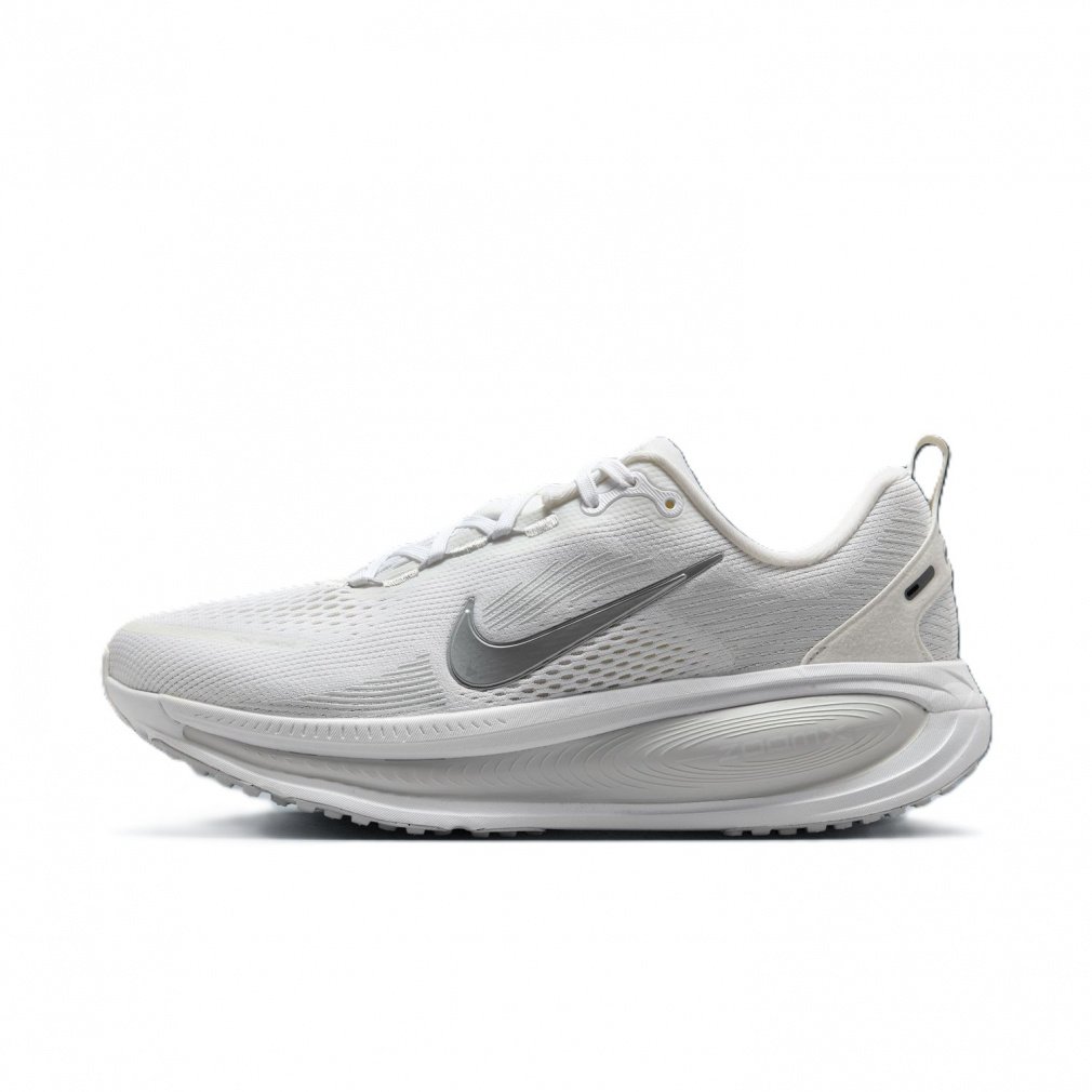 iCL EBY VOMERO 18 Y[ { 18 HM6804-104 fBX /jO jOV[Y {18 : zCg×CgO[ NIKE imbkk