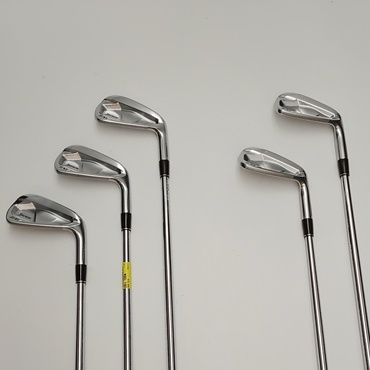 SRIXON　ZXi7 S N.S.PRO　MODUS3　TOUR120