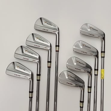 X-BLADE　901 S Dynamic Gold Tour Issue