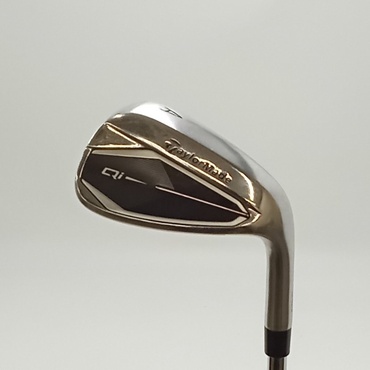 Qi AW R N.S.PRO　820GH