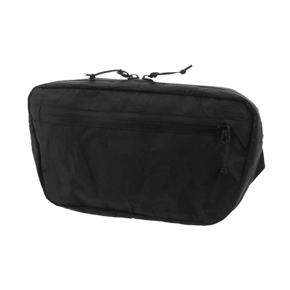 FANNY PACK ULTRA ブラック(-)