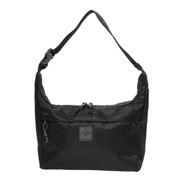グレートスモーキーガーデンクレセントショルダー Black