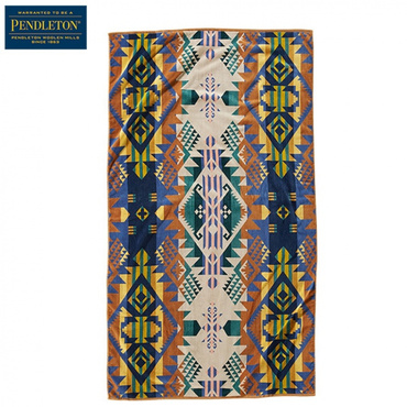 Oversize Jacquard Towels : 54746 Journey West