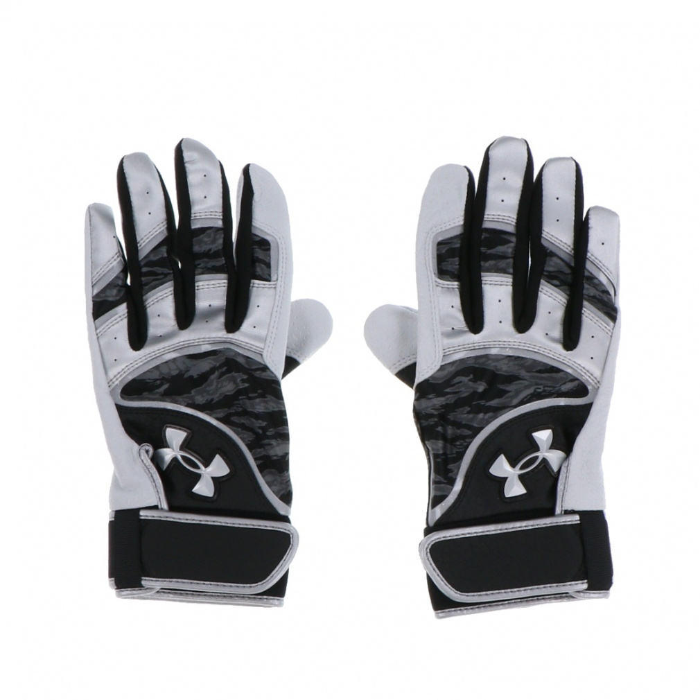 A_[A[}[ 싅 obeBOp UAAfBiCAu v obeBOO[u 6001006 UNDER ARMOUR