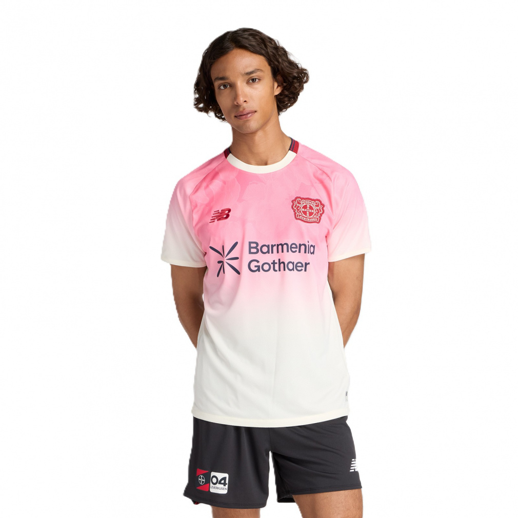 ニューバランス メンズ サッカー ライセンスシャツ レバークーゼン 2025-26 アウェイレプリカショートスリーブシャツ MT230554 レプリカユニフォーム New Balance
