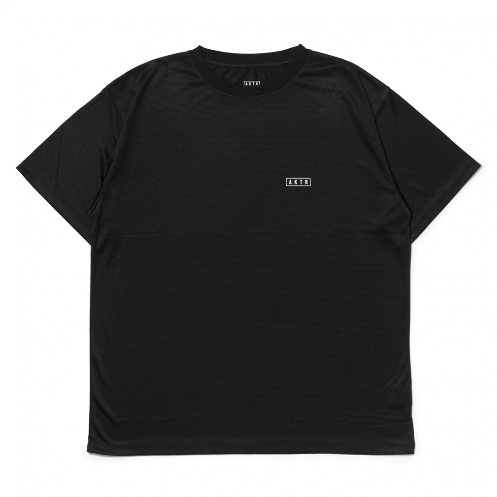 AN^[ Y fBX oXPbg{[ TVc 1-PT AKTR LOGO LOOSE FIT SPORTS TEE 124-005005 AKTR
