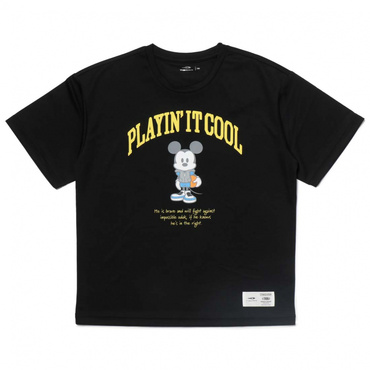 グラフィックTシャツ