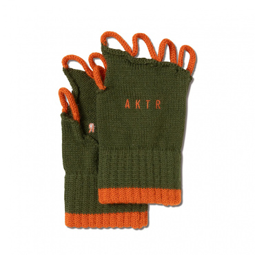 BASKETBALL GLOVE