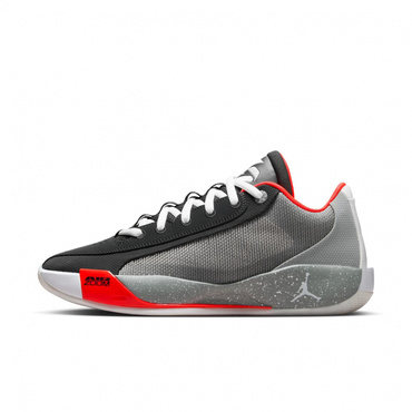 JORDAN バスケットボールシューズ スポーツデポ・アルペン限定カラー