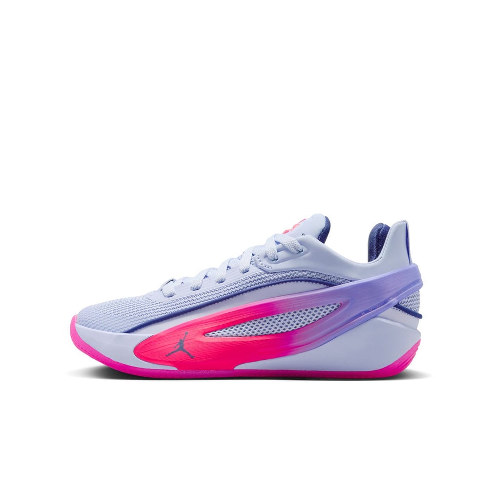 新品Jordan LUKA77ジョーダンルカ　バスケットボールシューズ ジョーダン LUKA 77 GS ルカ77 GS IH0573-102 ジュニア(キッズ・子供