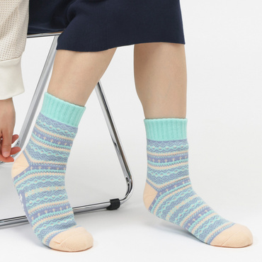 エモい裏ボアフェアアイル柄クルー丈