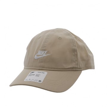 NAN FUTURA CURVE BRIM CAP