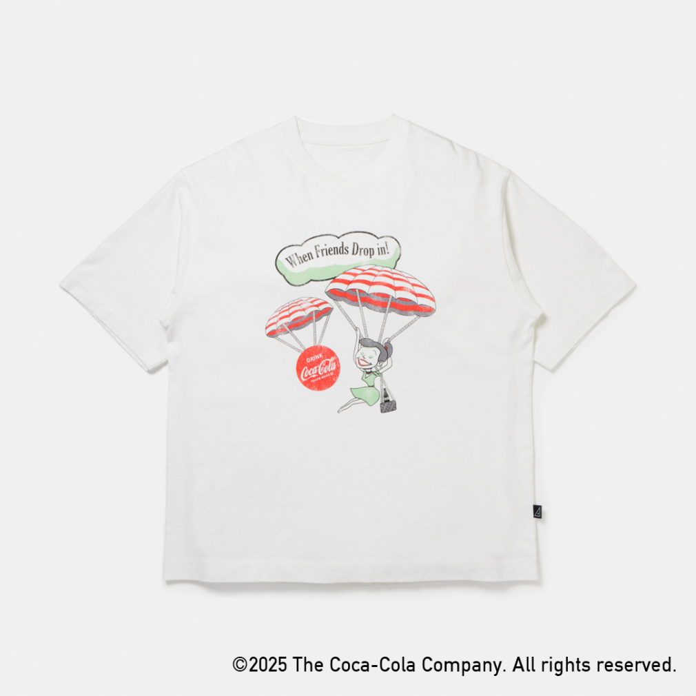 コカ･コーラ パラシュートプリントTシャツ(ホワイト-S　ユニセックス)
