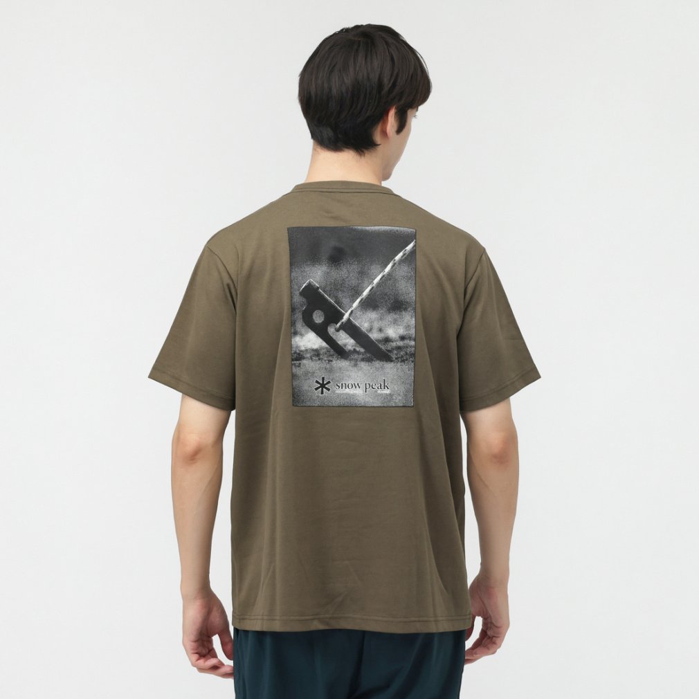 【アルペン限定】 Photo Printed S/S Tshirt(ダークブラウン-M)