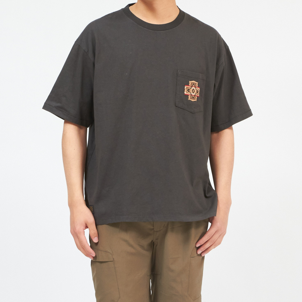 Embroidery Pocket Tee(チャコールグレー-S)