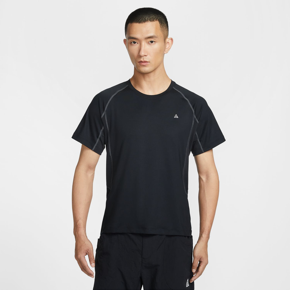 ACG DF WILDSEE BSLYR S/S トップ T(ブラック-S)