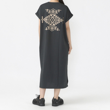 No Sleeve Dress