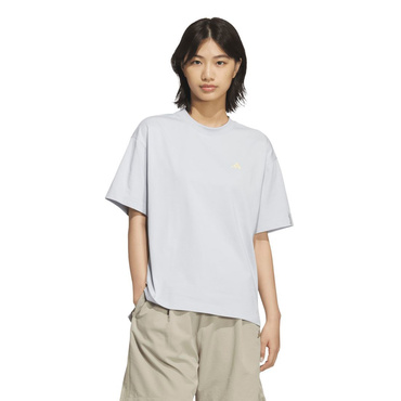 エッセンシャルズ プラス スモールロゴ ルーズフィット半袖Tシャツ