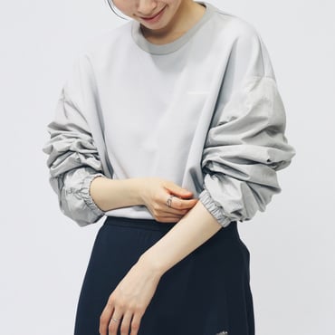 THE CITY シャイニーウーブンコンビプルオーバー