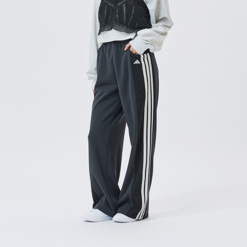 Kep1er ヒカルさん着用】 アディダス レディース PRISM COLLECTION