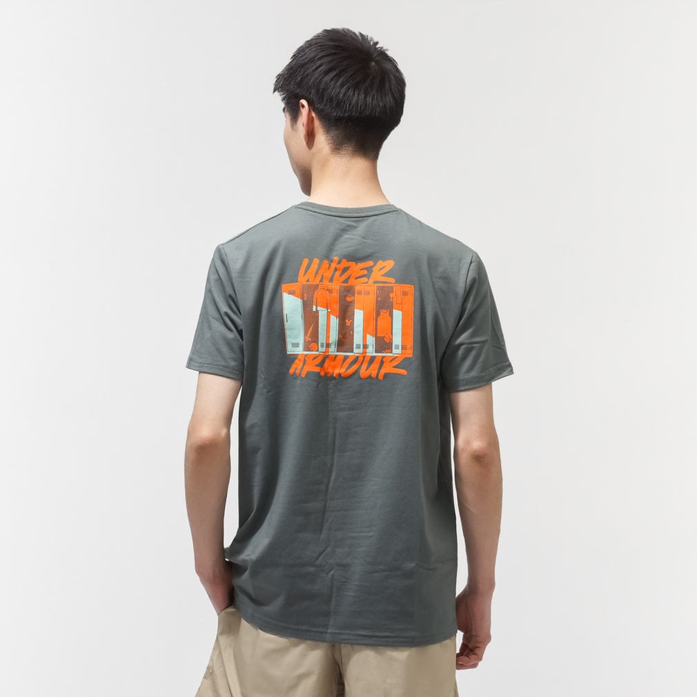 UAパフォーマンスコットン ロッカー グラフィック ショートスリーブ Tシャツ(ダークグレー-S)