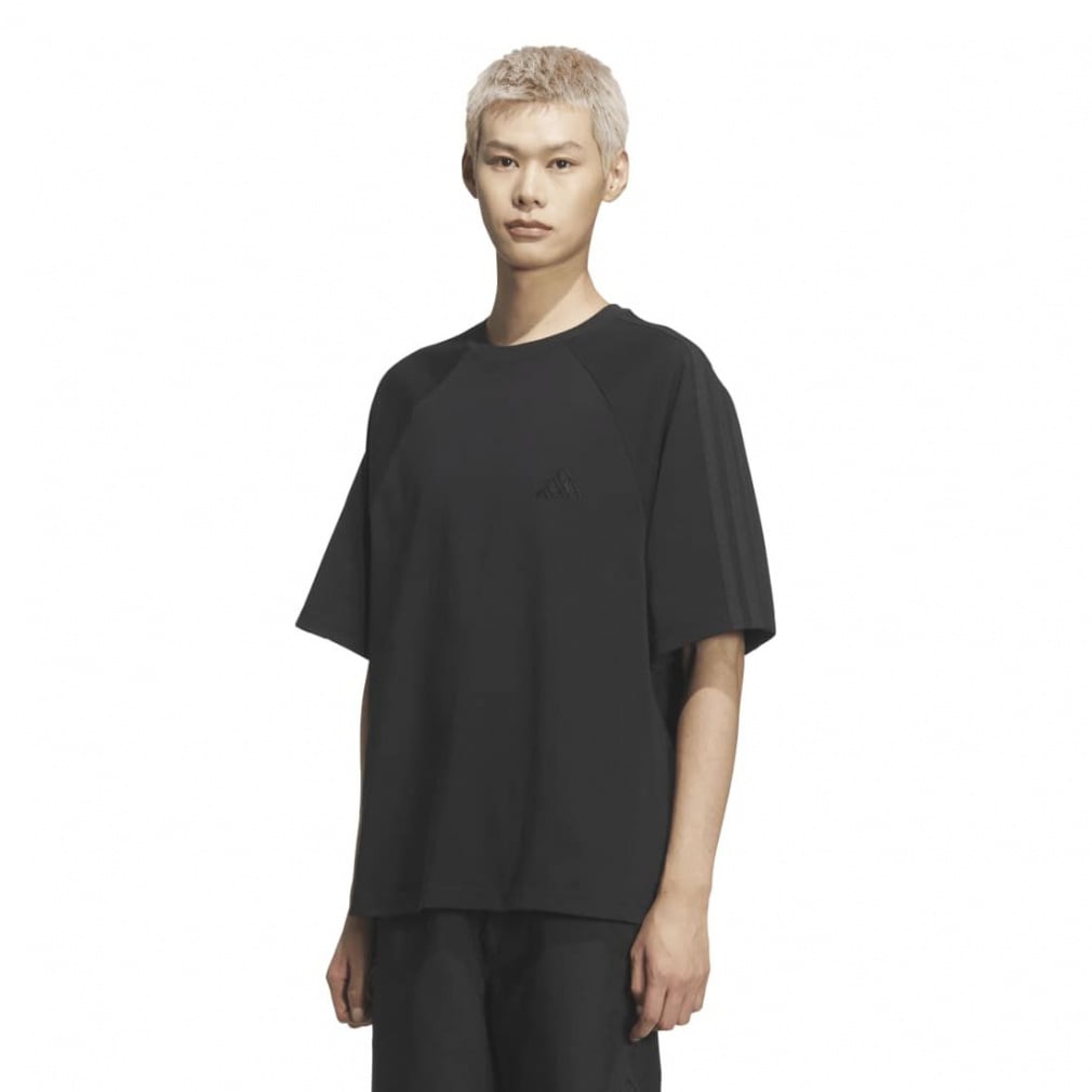 オーバーサイズフィット デニムルック ツイル スリーストライプス 半袖Tシャツ(ブラック-S)