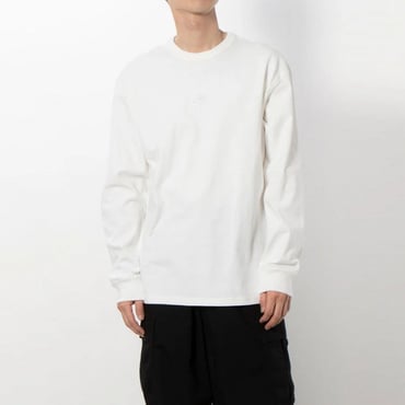 NSW PREM エッセンシャル SUST L/S Tシャツ