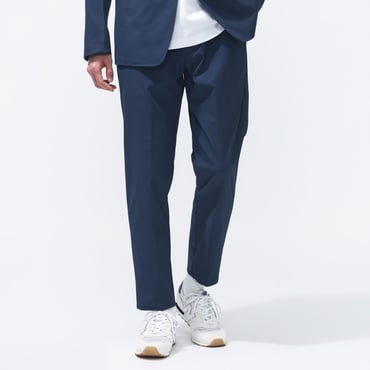 THE CITY シーズナルスリムテーパードパンツ