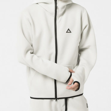 TIGORA by BEAMS DESIGN テックフリースパーカ