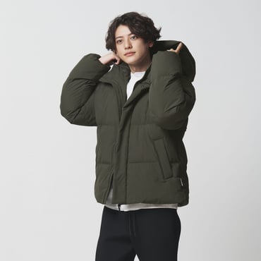 アルミ蓄熱パデッドボリュームフードジャケット THERMOLITE(R)使用