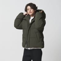 アルミ蓄熱パデッドボリュームフードジャケット THERMOLITE(R)使用