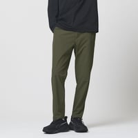 4WAYストレッチテーパードパンツ