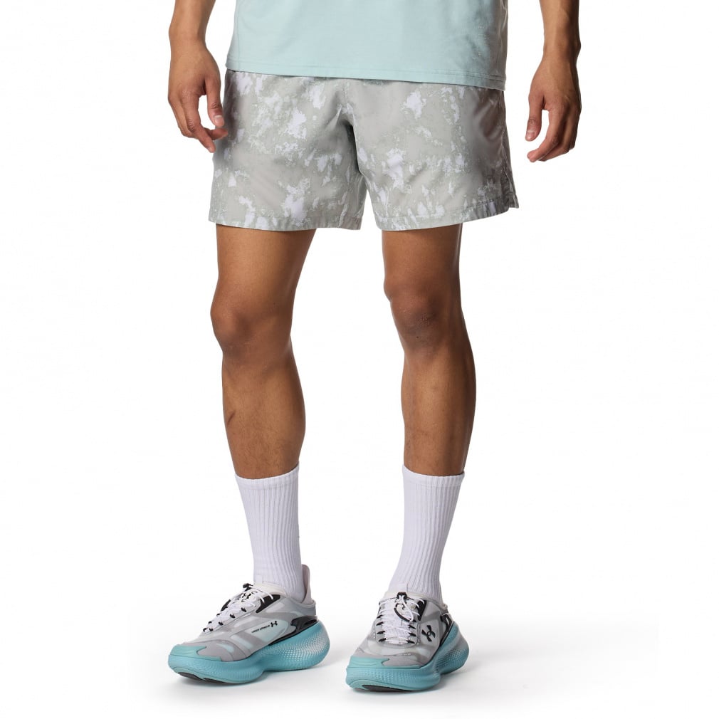 UAウーブン マルチ ポケット プリント ショーツ(ライトグレー-S)